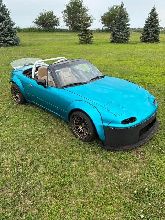 1996 Mazda NA MX-5 Miata - Image 2 of 10