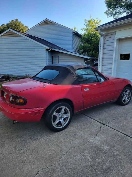 1996 Mazda NA MX-5 Miata - Image 5 of 12