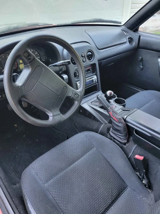 1996 Mazda NA MX-5 Miata - Image 8 of 12