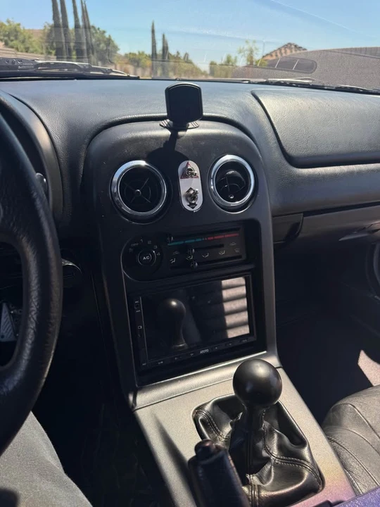 1996 Mazda NA MX-5 Miata - Image 11 of 18