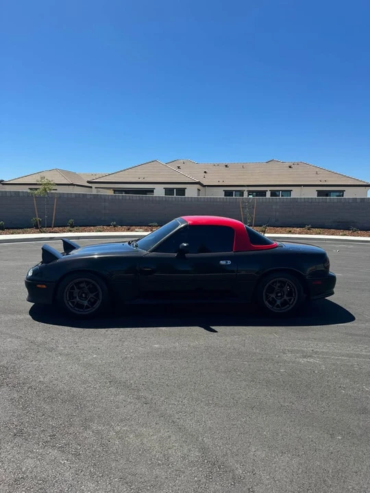 1996 Mazda NA MX-5 Miata - Image 2 of 18