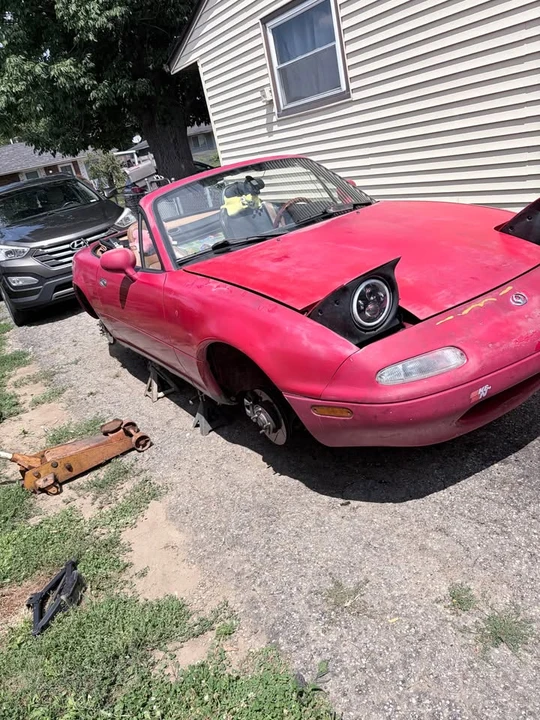 1996 Mazda NA MX-5 Miata - Image 3 of 7