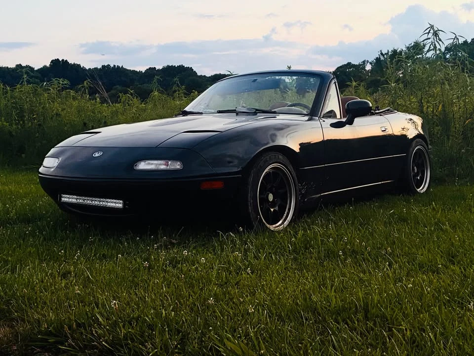 1996 Mazda NA MX-5 Miata - Image 2 of 4
