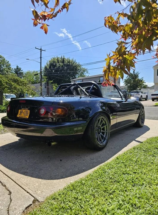 1996 Mazda NA MX-5 Miata - Image 3 of 10