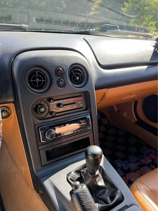 1996 Mazda NA MX-5 Miata - Image 12 of 16