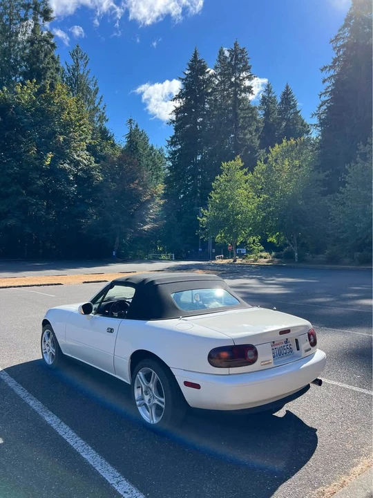 1996 Mazda NA MX-5 Miata - Image 3 of 16