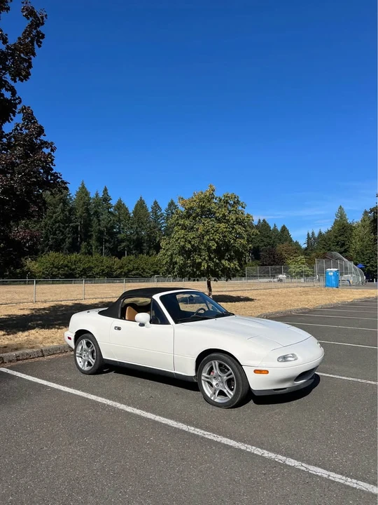 1996 Mazda NA MX-5 Miata - Image 7 of 16