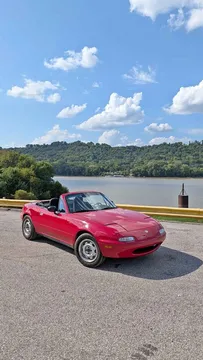 1996 Mazda MX-5 Convertible 2D