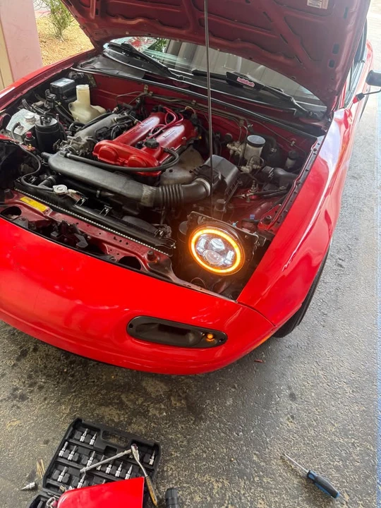 1996 Mazda NA MX-5 Miata - Image 11 of 16