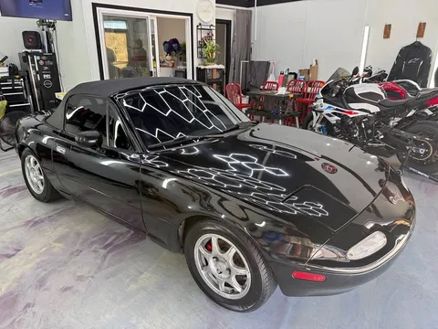 1996 Mazda MX-5 Convertible 2D