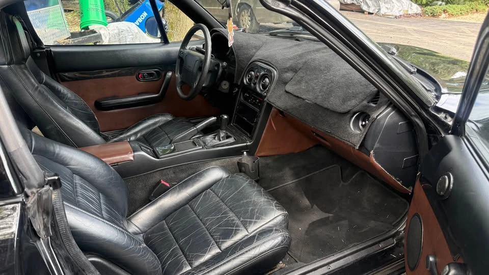 1996 Mazda NA MX-5 Miata - Image 8 of 17