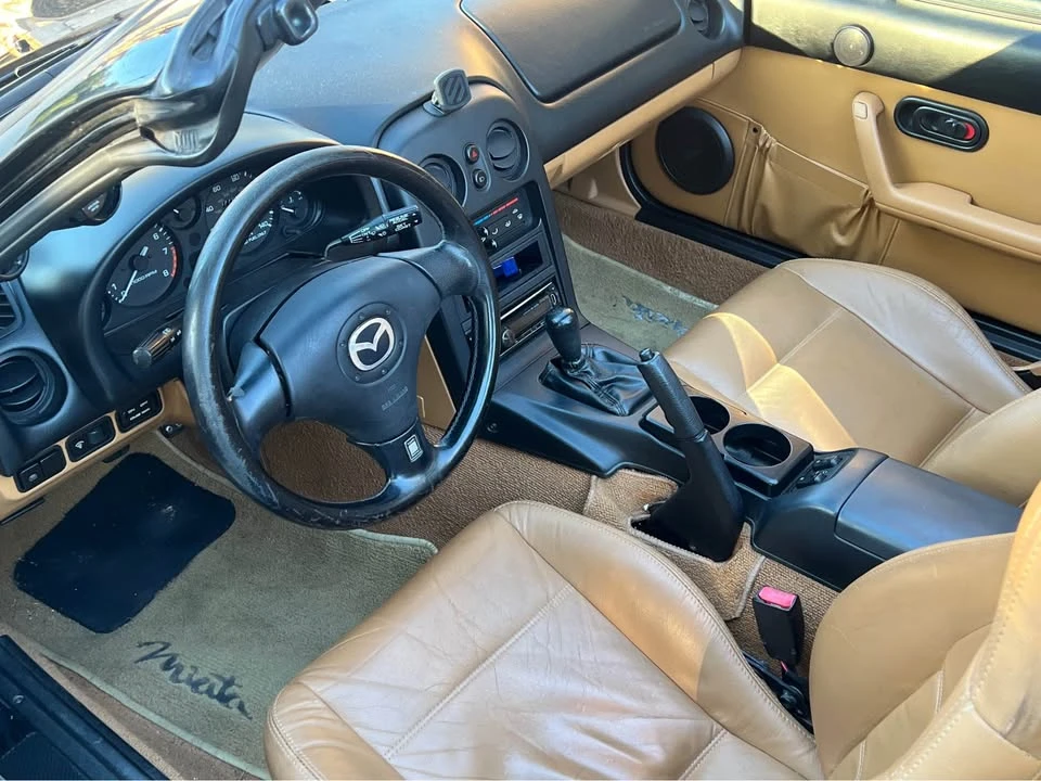 1996 Mazda NA MX-5 Miata - Image 6 of 7