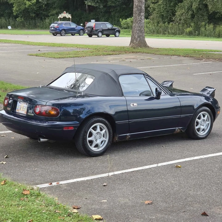 1996 Mazda NA MX-5 Miata - Image 5 of 14