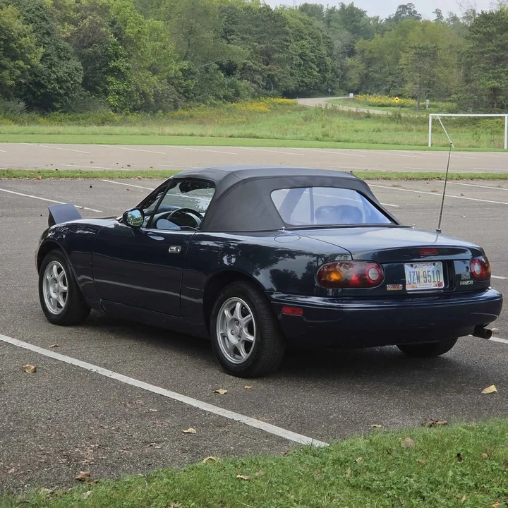 1996 Mazda NA MX-5 Miata - Image 3 of 14