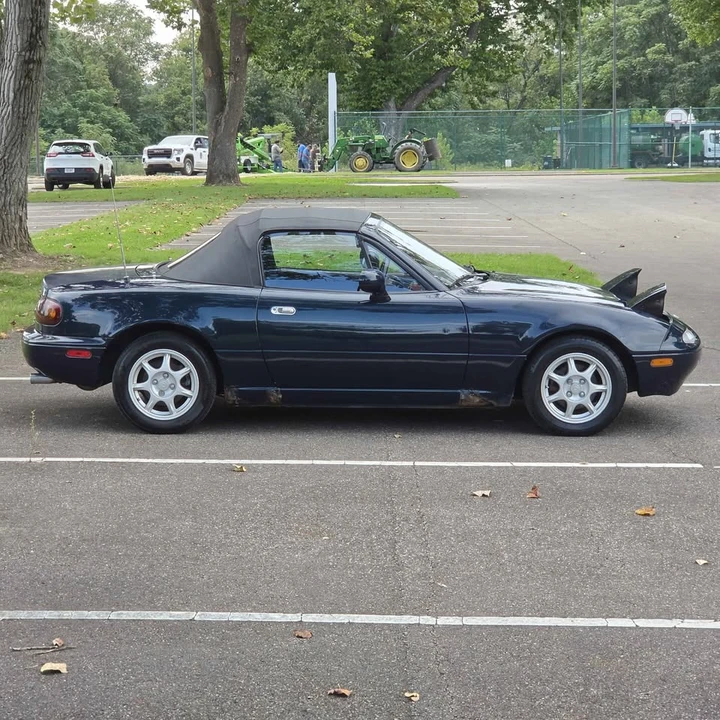 1996 Mazda NA MX-5 Miata - Image 6 of 14