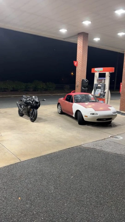 1996 Mazda NA MX-5 Miata - Image 2 of 2