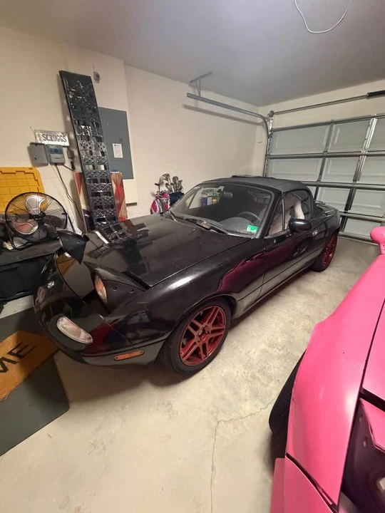 1996 Mazda NA MX-5 Miata - Image 2 of 8