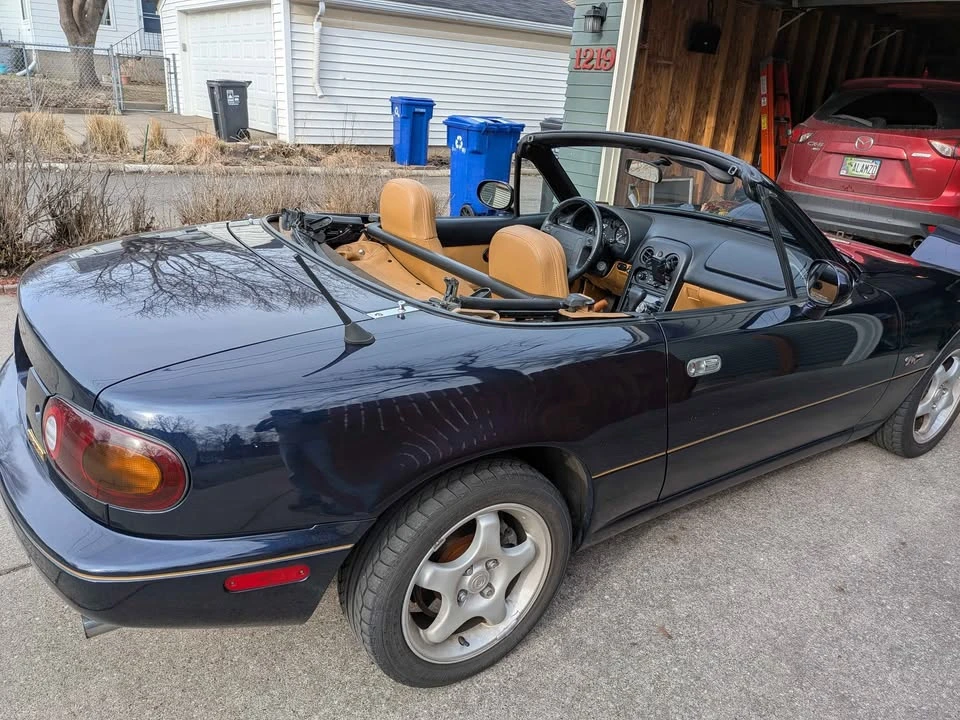 1996 Mazda NA MX-5 Miata - Image 3 of 20