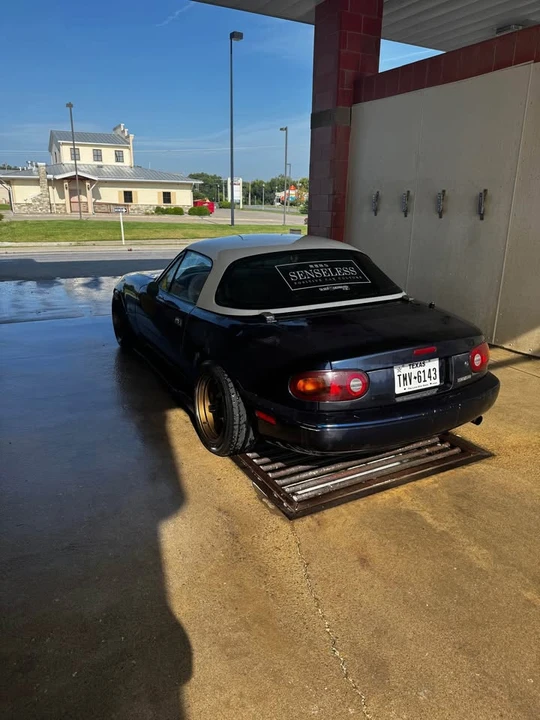 1996 Mazda NA MX-5 Miata - Image 9 of 9