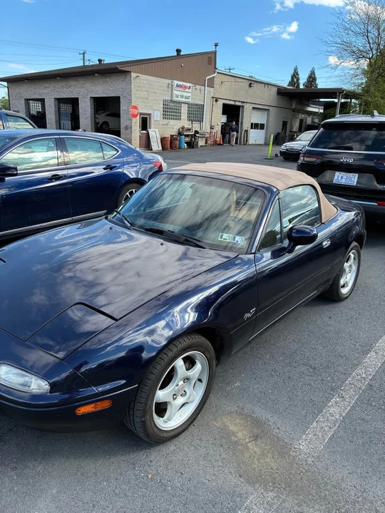 1996 Mazda NA MX-5 Miata - Image 9 of 20