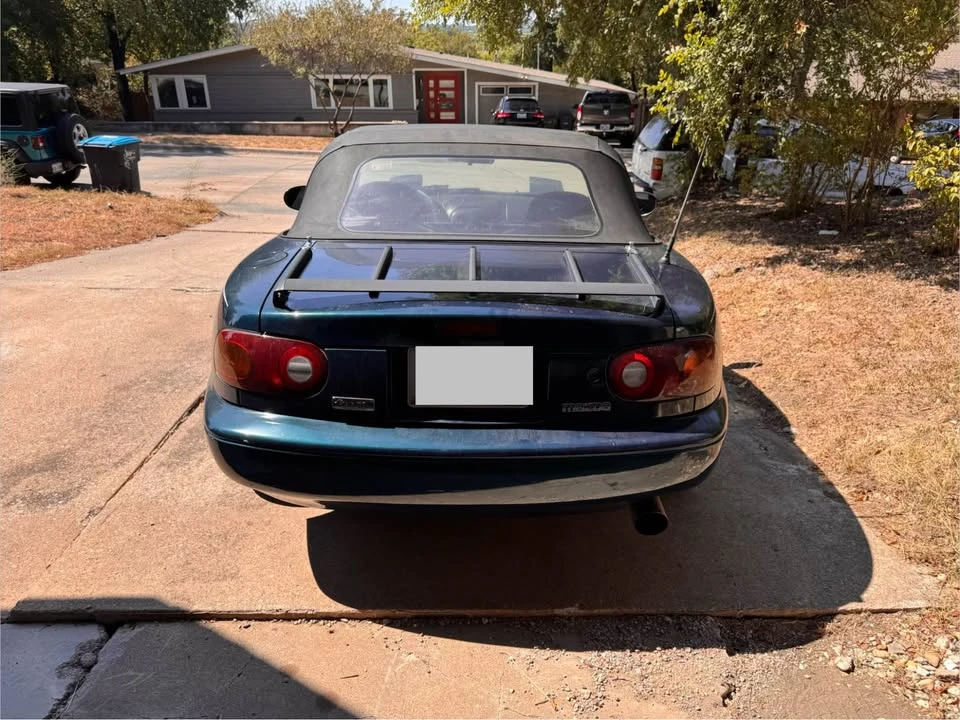 1996 Mazda NA MX-5 Miata - Image 5 of 10