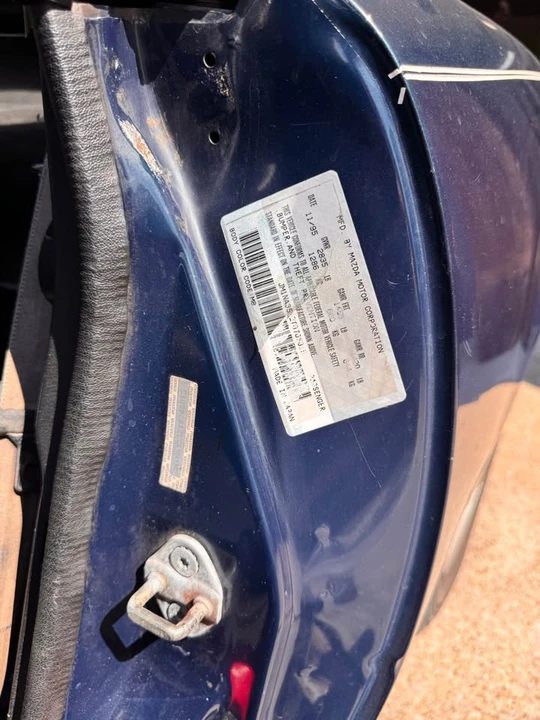 1996 Mazda NA MX-5 Miata - Image 9 of 10
