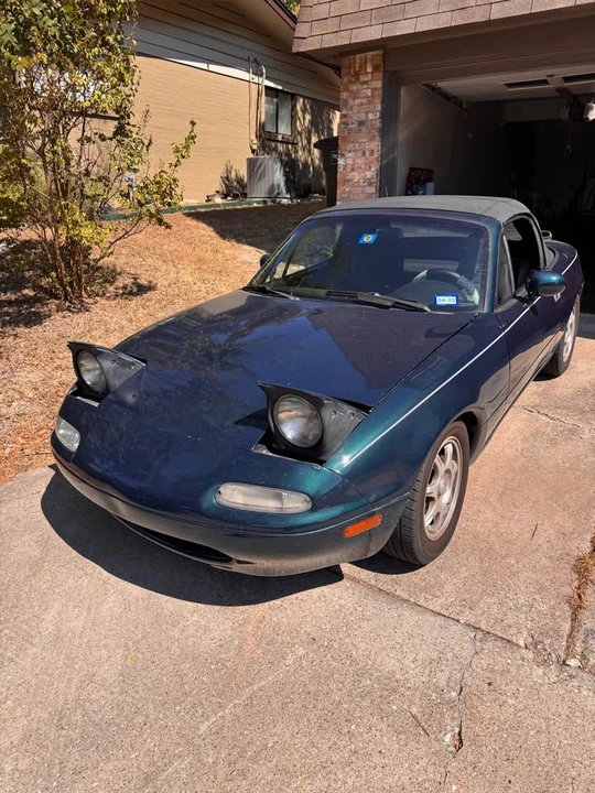 1996 Mazda NA MX-5 Miata - Image 2 of 10