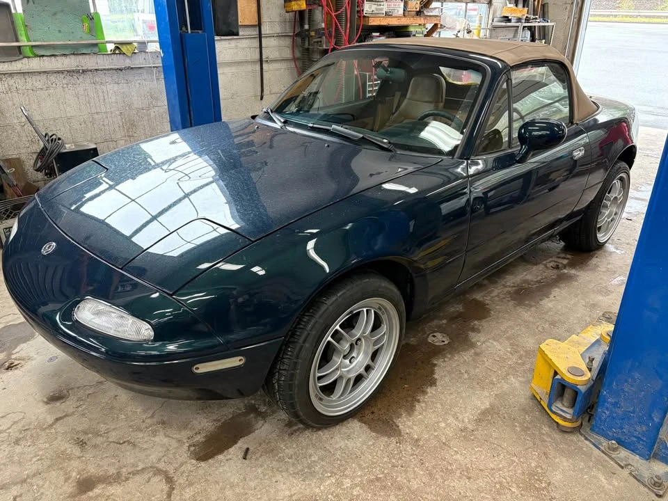 1996 Mazda NA MX-5 Miata - Image 3 of 3