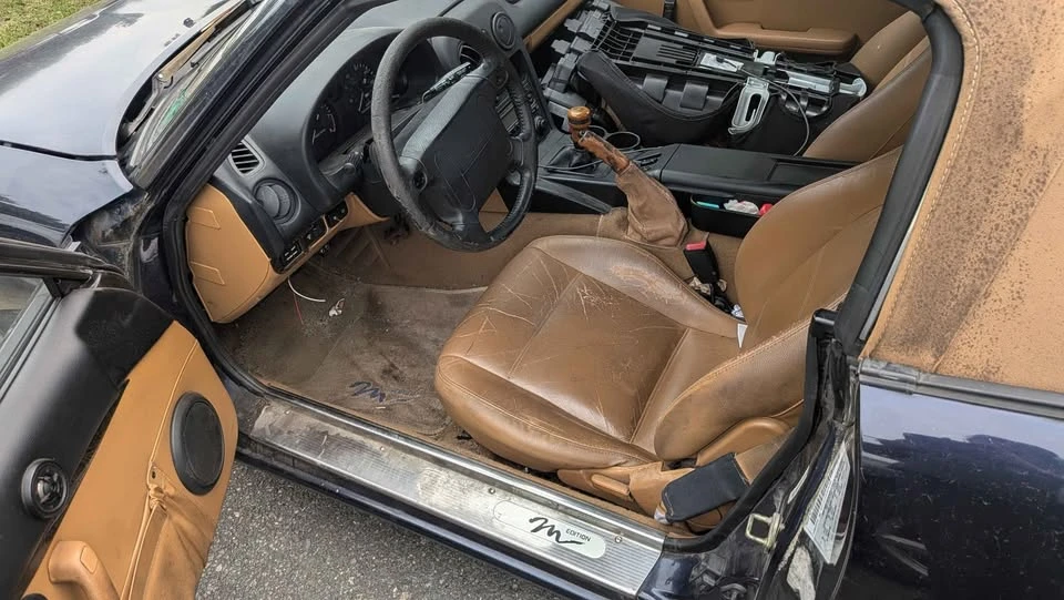 1996 Mazda NA MX-5 Miata - Image 9 of 12