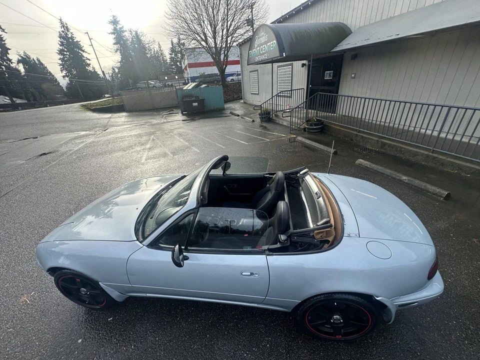1996 Mazda NA MX-5 Miata - Image 9 of 31