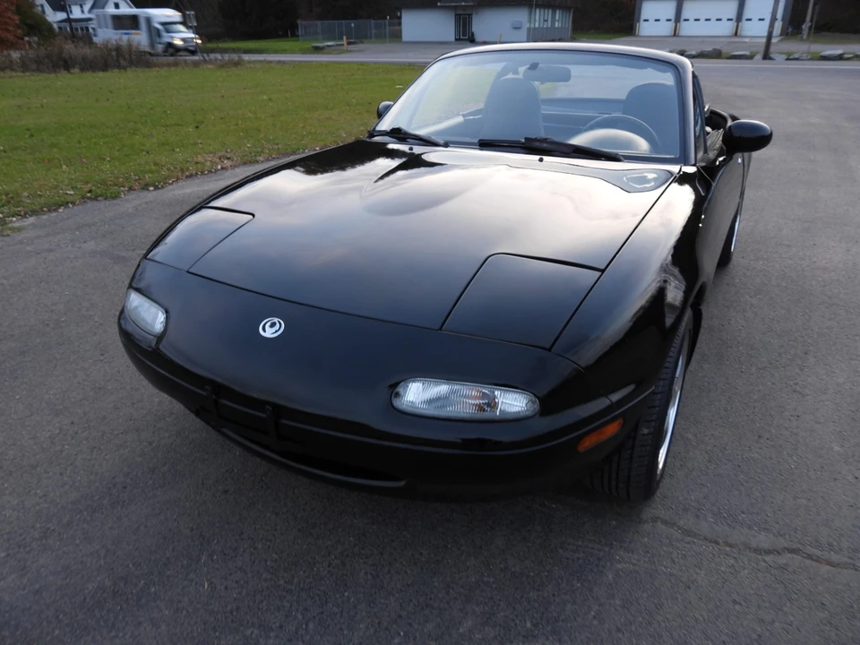 1996 Mazda NA MX-5 Miata - Image 11 of 31