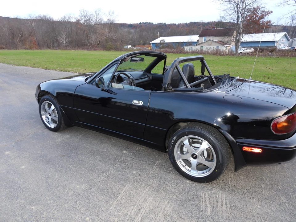 1996 Mazda NA MX-5 Miata - Image 14 of 31