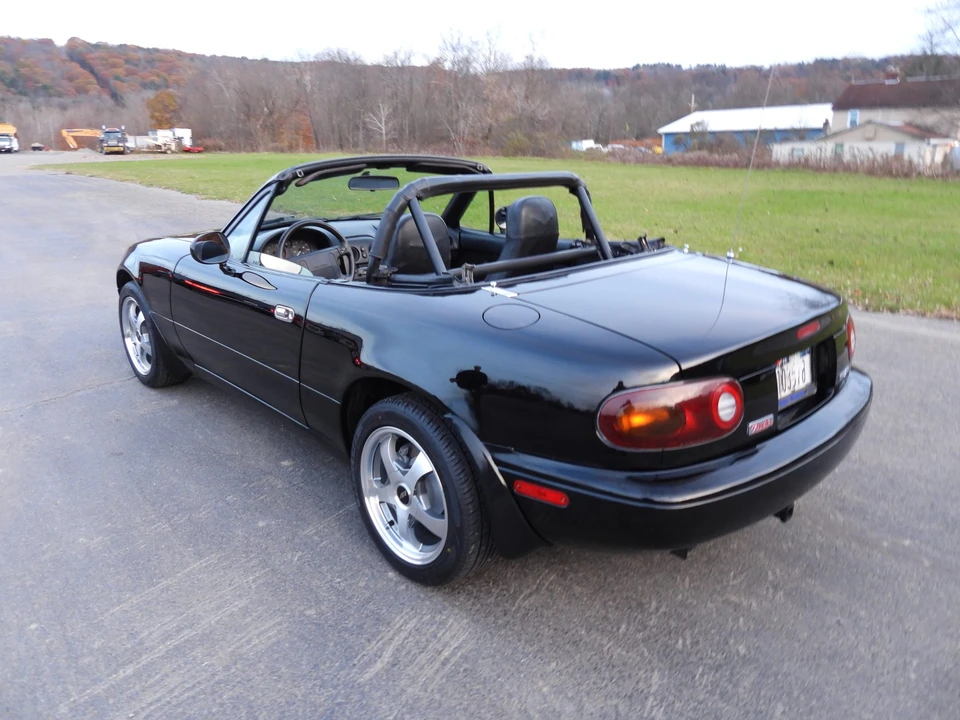 1996 Mazda NA MX-5 Miata - Image 15 of 31