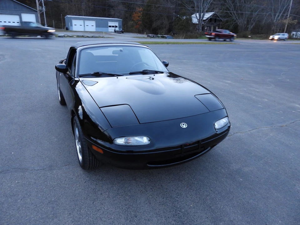 1996 Mazda NA MX-5 Miata - Image 10 of 31
