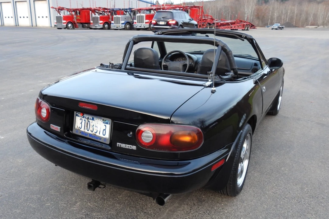 1996 Mazda NA MX-5 Miata - Image 18 of 31