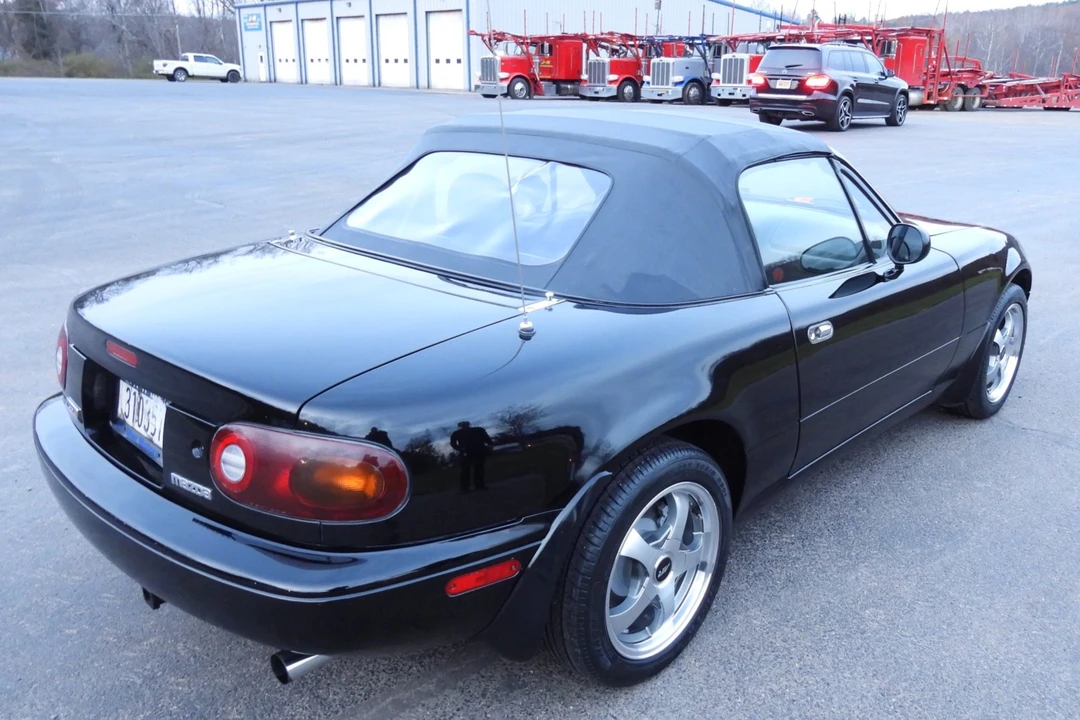 1996 Mazda NA MX-5 Miata - Image 7 of 31