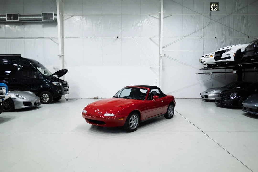 1996 Mazda NA MX-5 Miata - Image 6 of 31