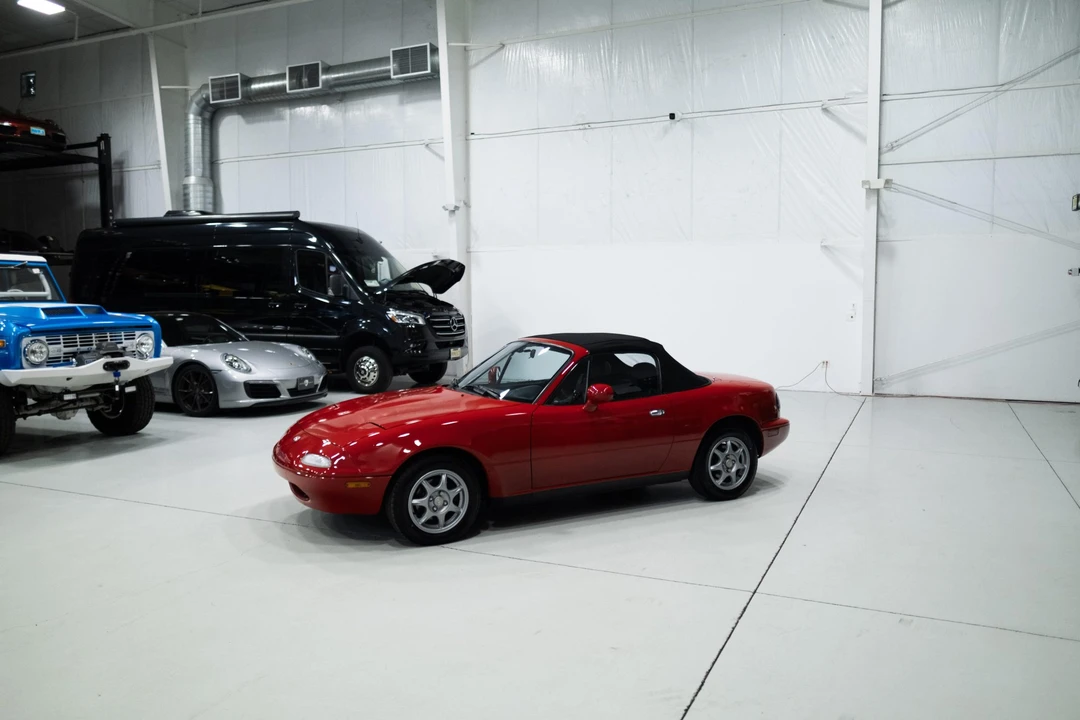 1996 Mazda NA MX-5 Miata - Image 8 of 31
