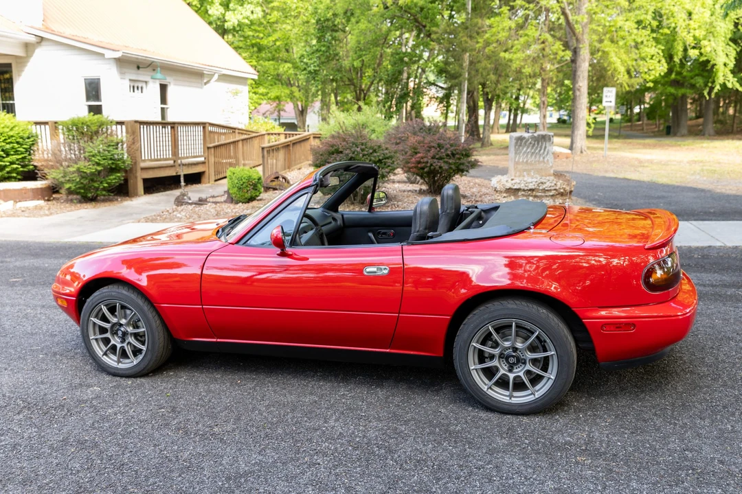 1996 Mazda NA MX-5 Miata - Image 7 of 31