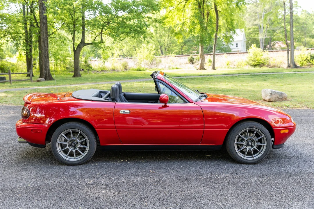 1996 Mazda NA MX-5 Miata - Image 3 of 31