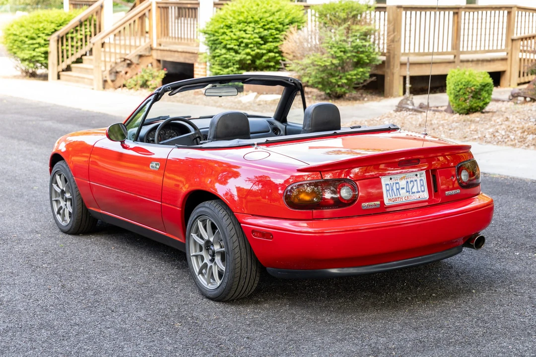 1996 Mazda NA MX-5 Miata - Image 6 of 31