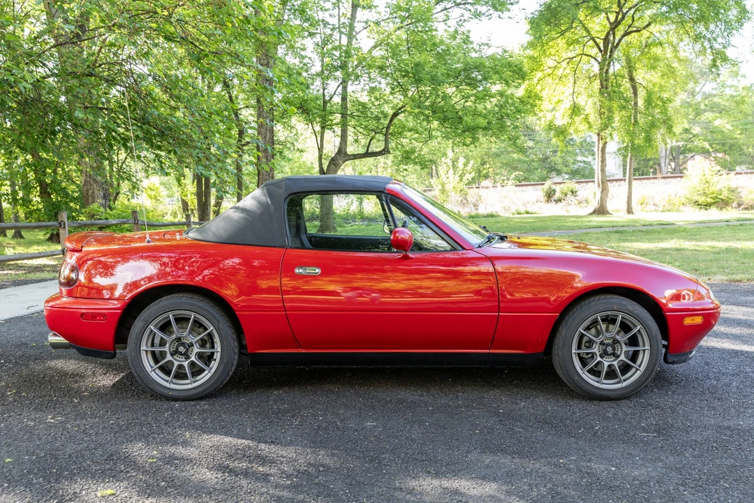 1996 Mazda NA MX-5 Miata - Image 11 of 31