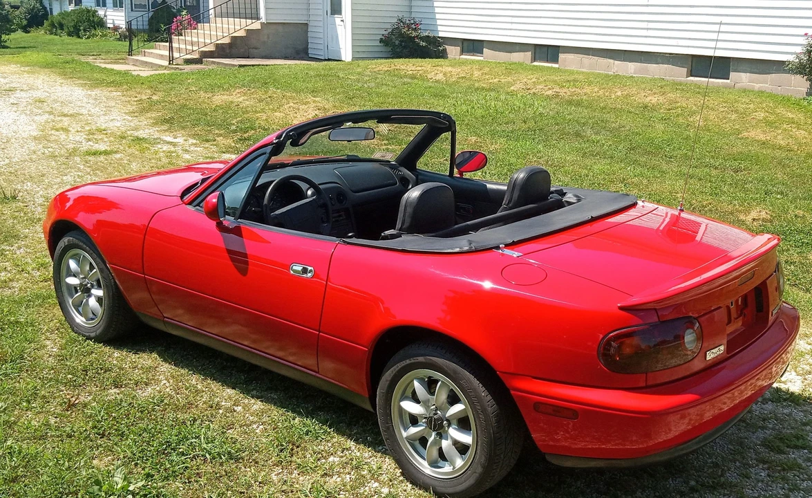 1996 Mazda NA MX-5 Miata - Image 5 of 31