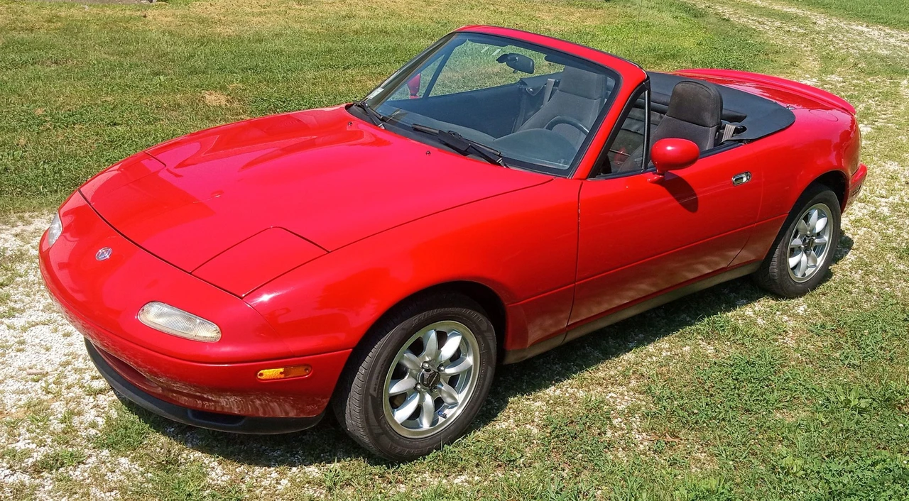 1996 Mazda NA MX-5 Miata - Image 4 of 31