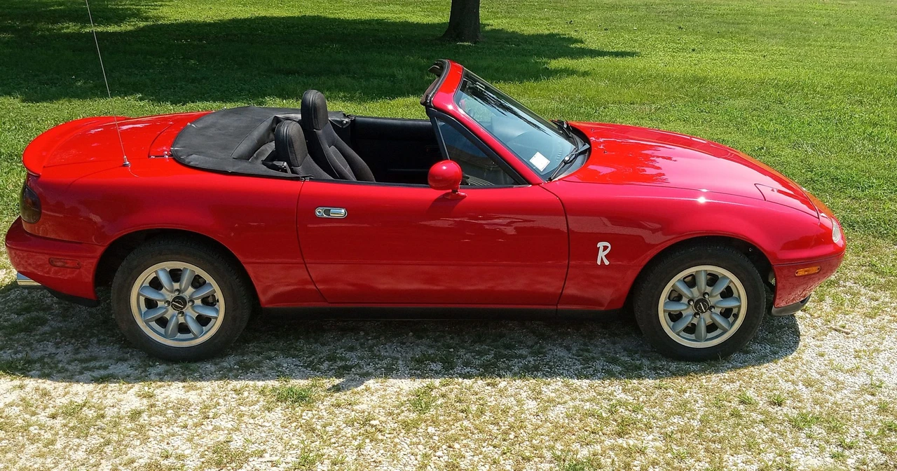 1996 Mazda NA MX-5 Miata - Image 9 of 31