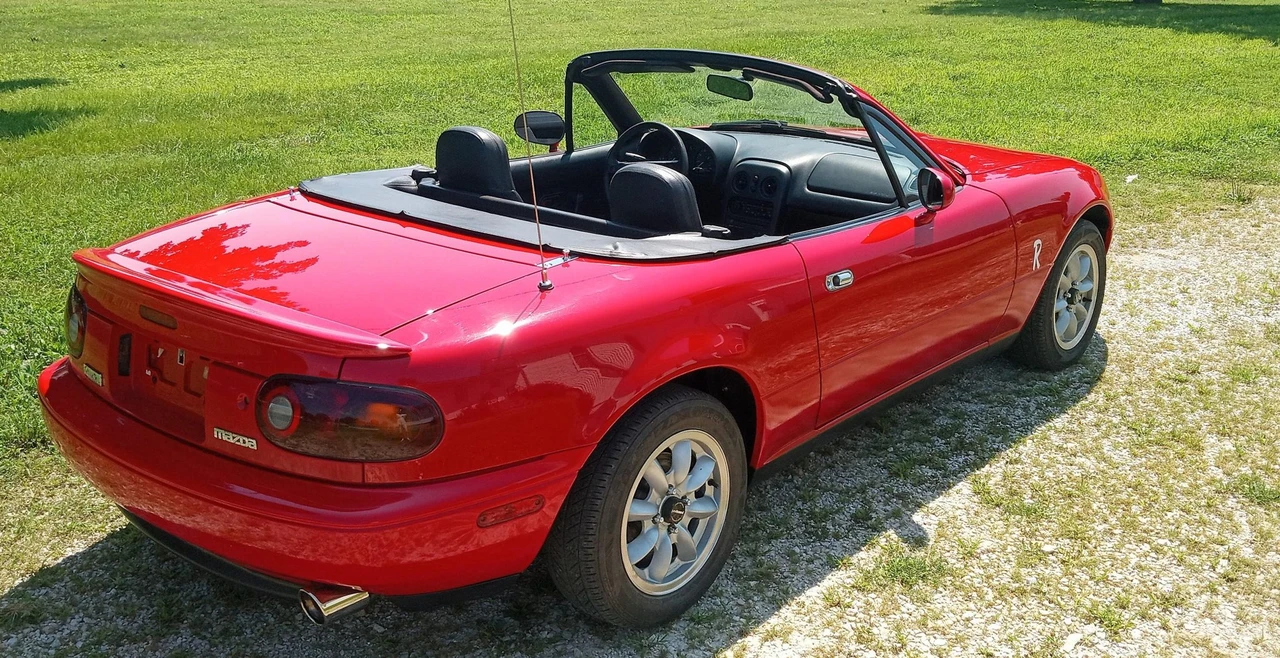 1996 Mazda NA MX-5 Miata - Image 8 of 31