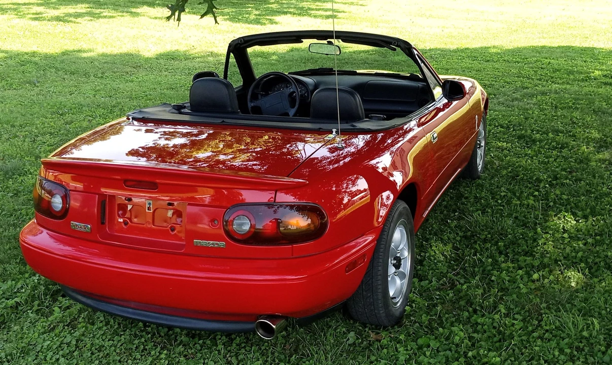 1996 Mazda NA MX-5 Miata - Image 21 of 31