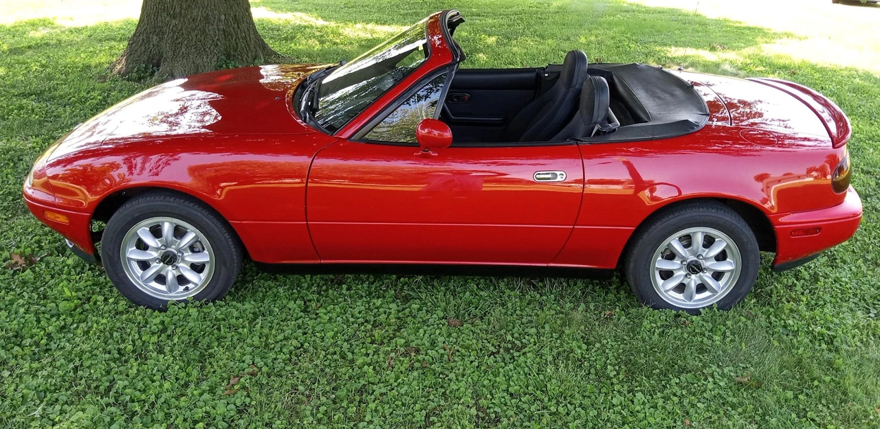 1996 Mazda NA MX-5 Miata - Image 17 of 31