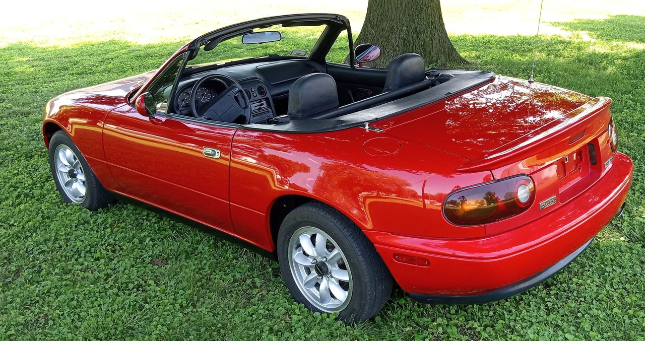 1996 Mazda NA MX-5 Miata - Image 18 of 31