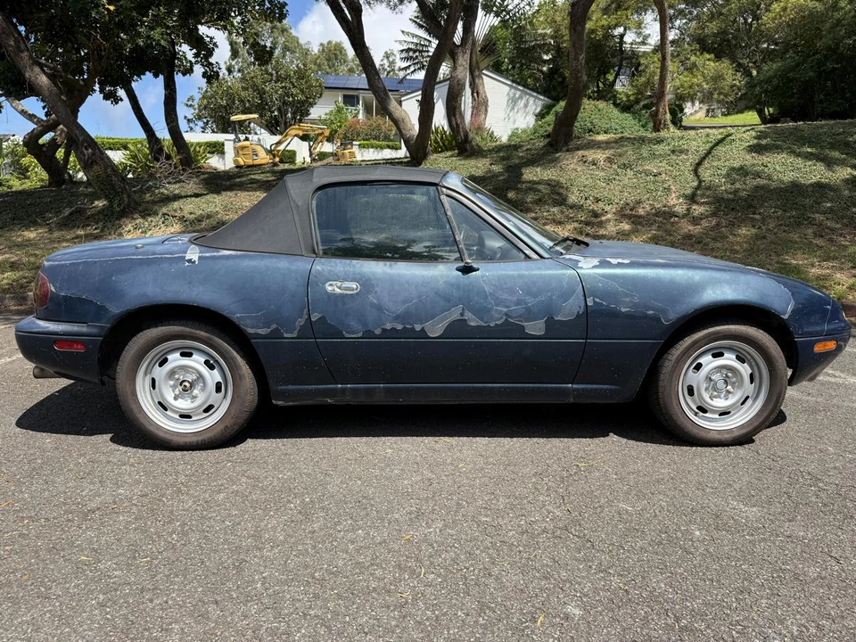 1996 Mazda NA MX-5 Miata - Image 6 of 22